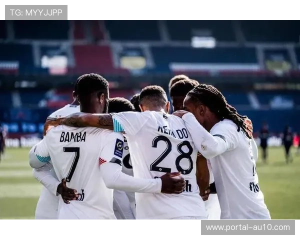 巴黎圣日耳曼迎战朗斯，榜首大战或将决定冠军归属